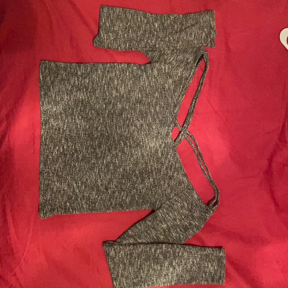 Long sleeve crop top